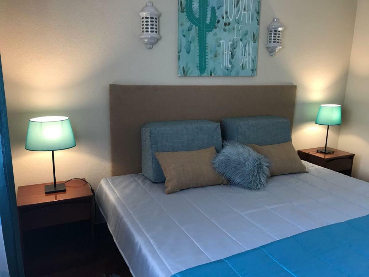 Apartament Olhos Do Mar T1 Beach Olhos De Agua Albufeira Luaran gambar