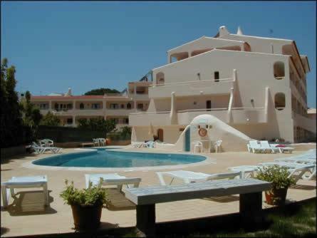 Apartament Olhos Do Mar T1 Beach Olhos De Agua Albufeira Luaran gambar